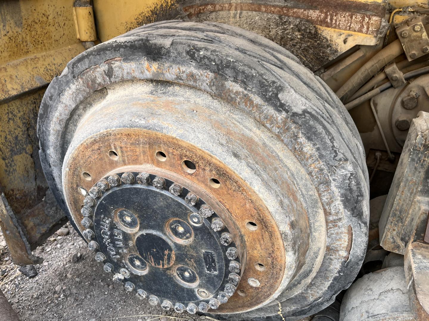 ./imagenes/INVOICE/2019/16430/PAVIMENTADORA CATERPILLAR AP-1055B PARA REFACCIONES (4).JPG